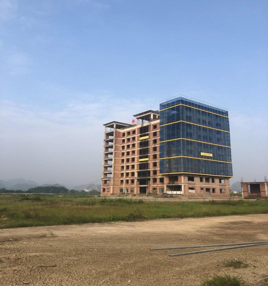 Hoa Lu University Office